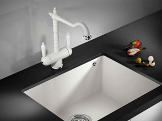 Как устранить сколы в кухонной мойке? Пути решения проблемы