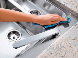 Как ухаживать за мойкой из нержавеющей стали?