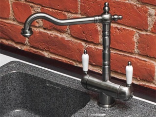 Выбор и установка смесителя на кухню