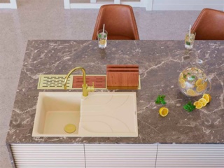 Выбор мойки из нержавеющей стали и искусственного гранита