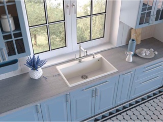 Какой смеситель подойдет для мойки возле окна?