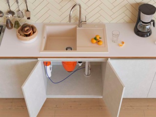 Мойки кремового цвета в интерьере кухни