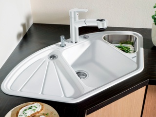 Что лучше: мойка руками или посудомоечная машина?