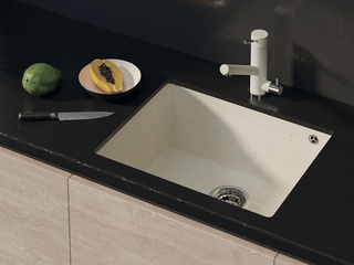 Мойку из какого материала лучше купить?