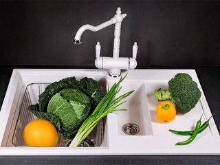 Как производят мойки из материала Tetogranit