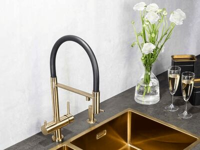 Обзор смесителя Kanto-PVD-LG от Omoikiri