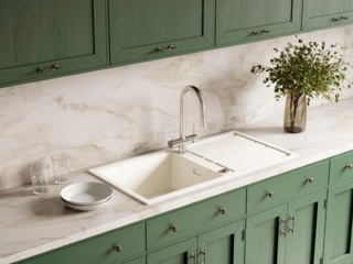 Мойки Omoikiri из искусственной керамики