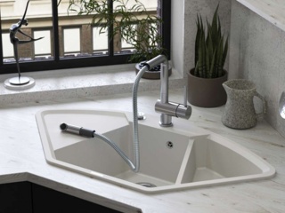 Какие бывают формы у кухонных моек