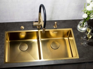 Установка мойки заподлицо со столешницей