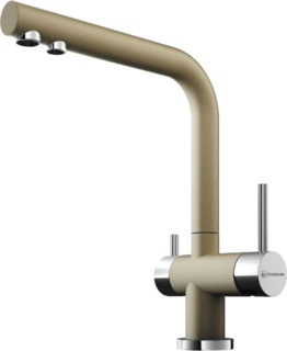 Мойки и смесители Omoikiri цвета «шампань» в интерьере кухни