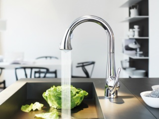 Различие конструкций современных смесителей для кухни